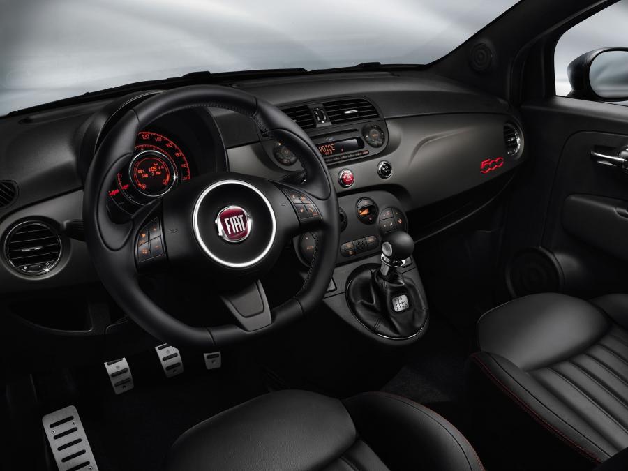 Fiat 500 GQ Concept 2013 года  (фото 2 из 2)